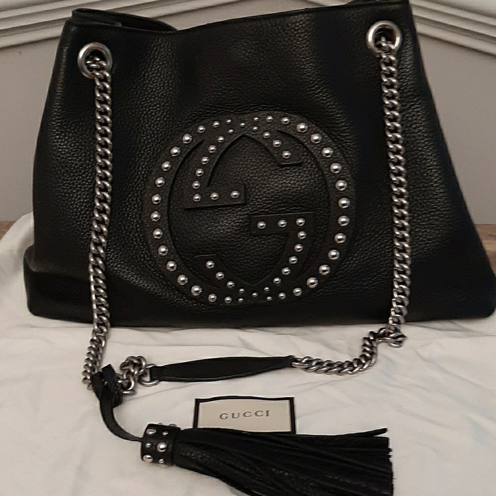 💕RARE GUCCI STUDDED SOHO